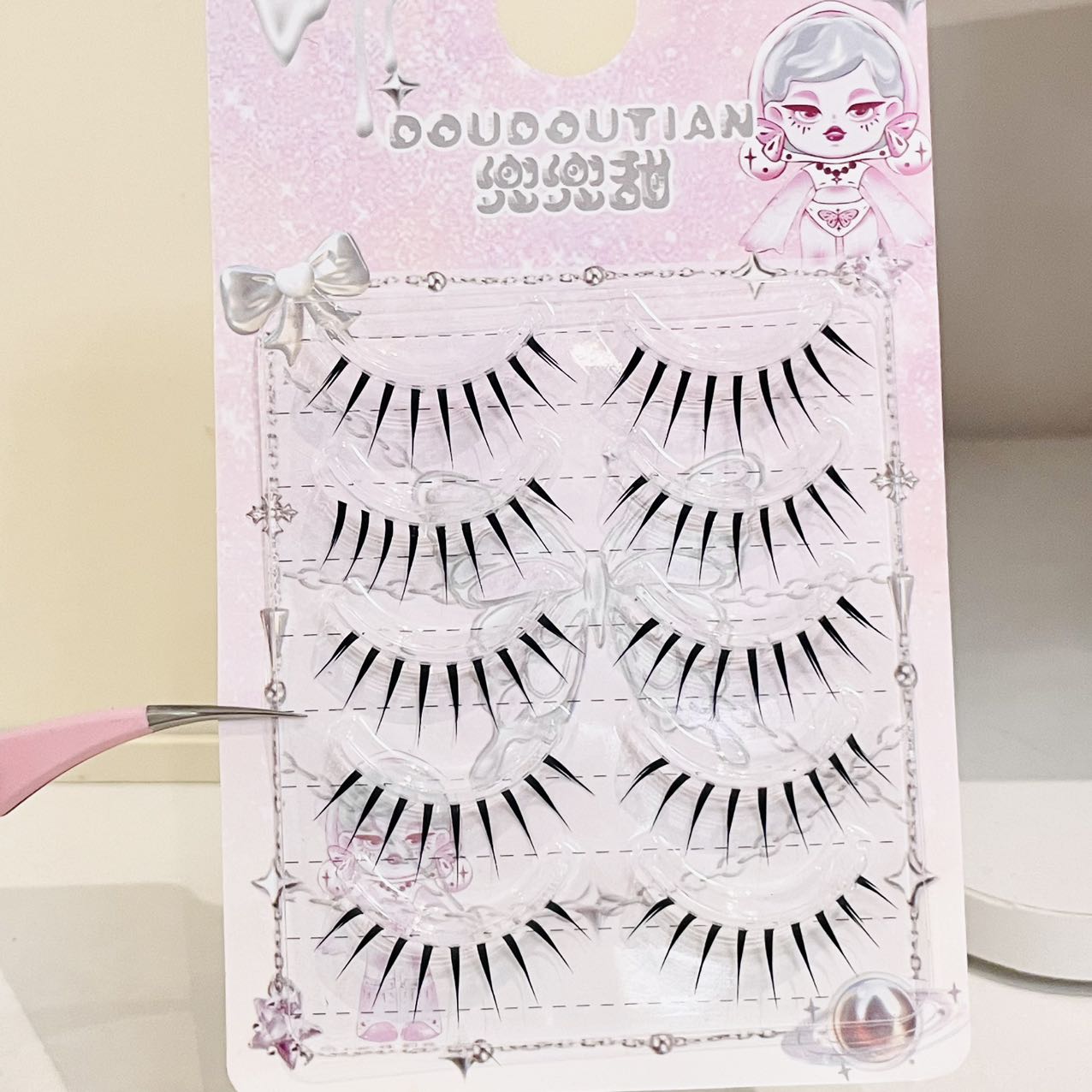 Doudoutian Wet Look Spiky Full - Eyelash Extension Natural recension och pris